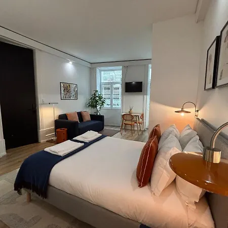 Your Base Art District Porto