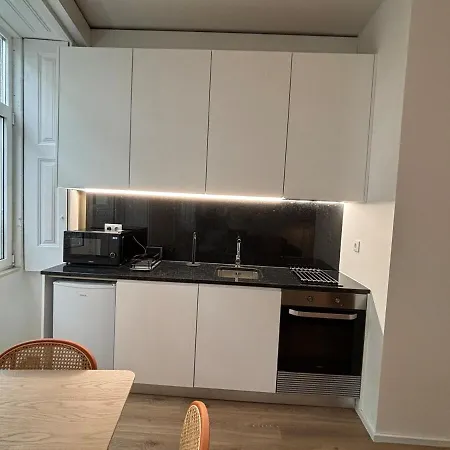 Your Base Art District Lejlighed *