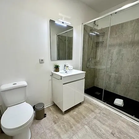 Your Base Porto Art District * 波尔图