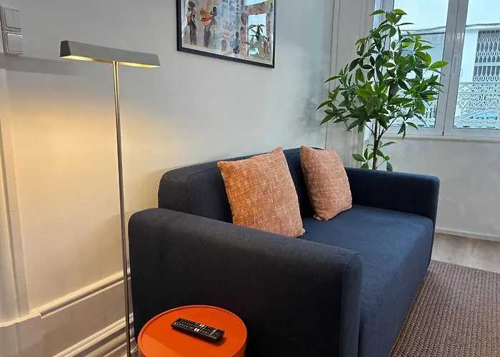 Daire Your Base Art District *