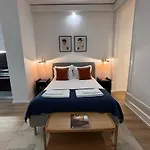Your Base Art District Appartement *