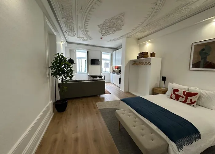 Apartment Your Base Art District *